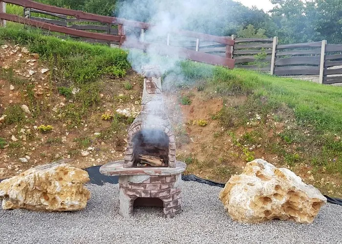 Jurajskie Manowce 팜스테이 *