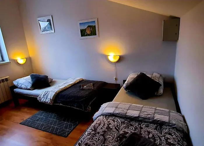 Gospodarstwo agroturystyczne Jurajskie Manowce *