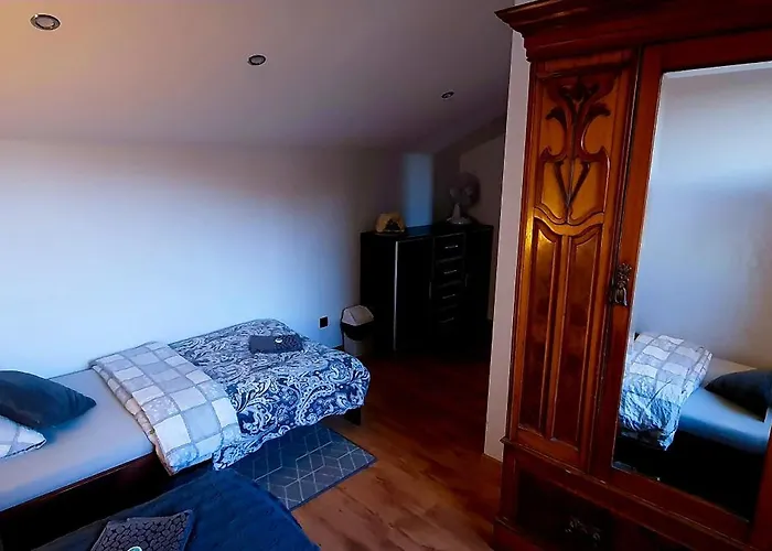 Jurajskie Manowce Farma Niegowa