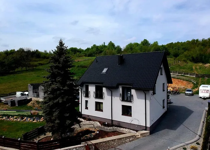 Jurajskie Manowce Farma Niegowa